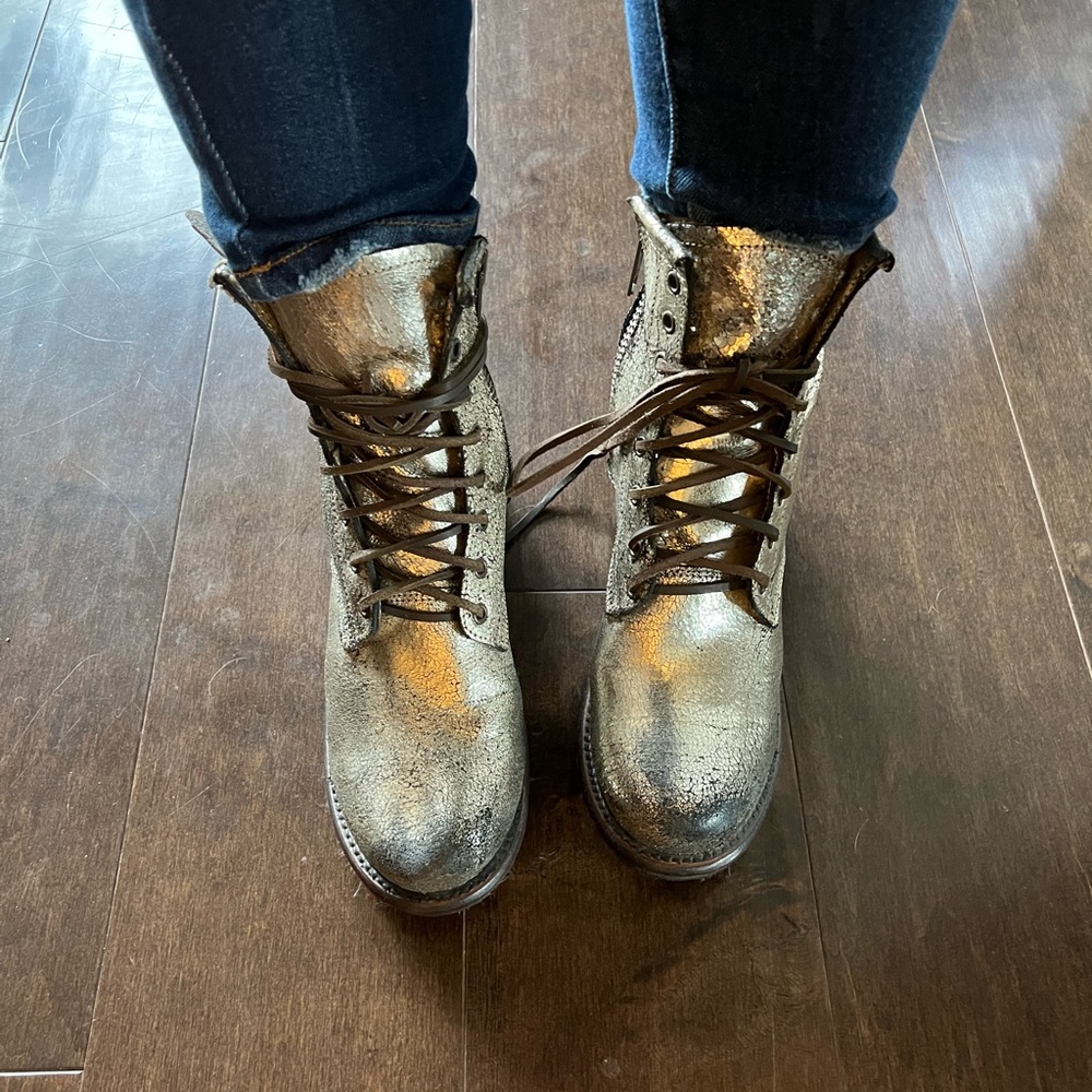 Freebird Manchester silver boot